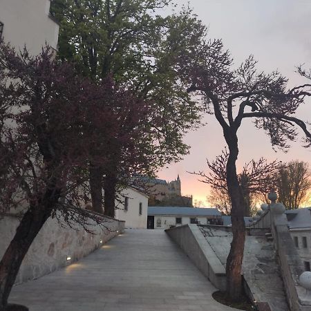 ホテル Casa De La Moneda セゴビア エクステリア 写真