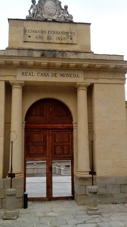 ホテル Casa De La Moneda セゴビア エクステリア 写真